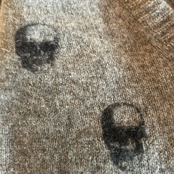 Skull cashmere sweater. In new condition. - Picture 3 of 3